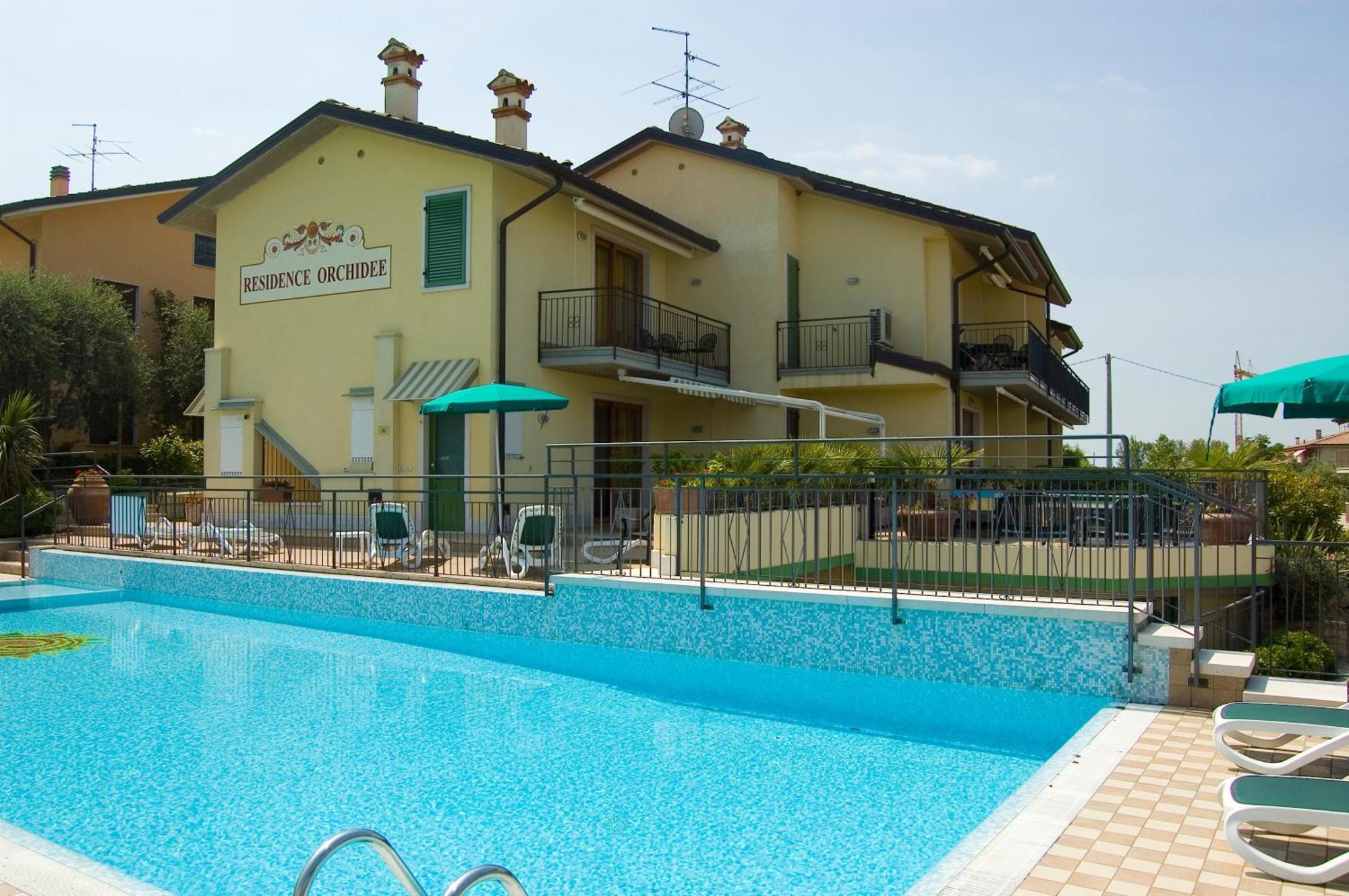 Residenza Orchidee Aparthotel Λατζίζε Εξωτερικό φωτογραφία