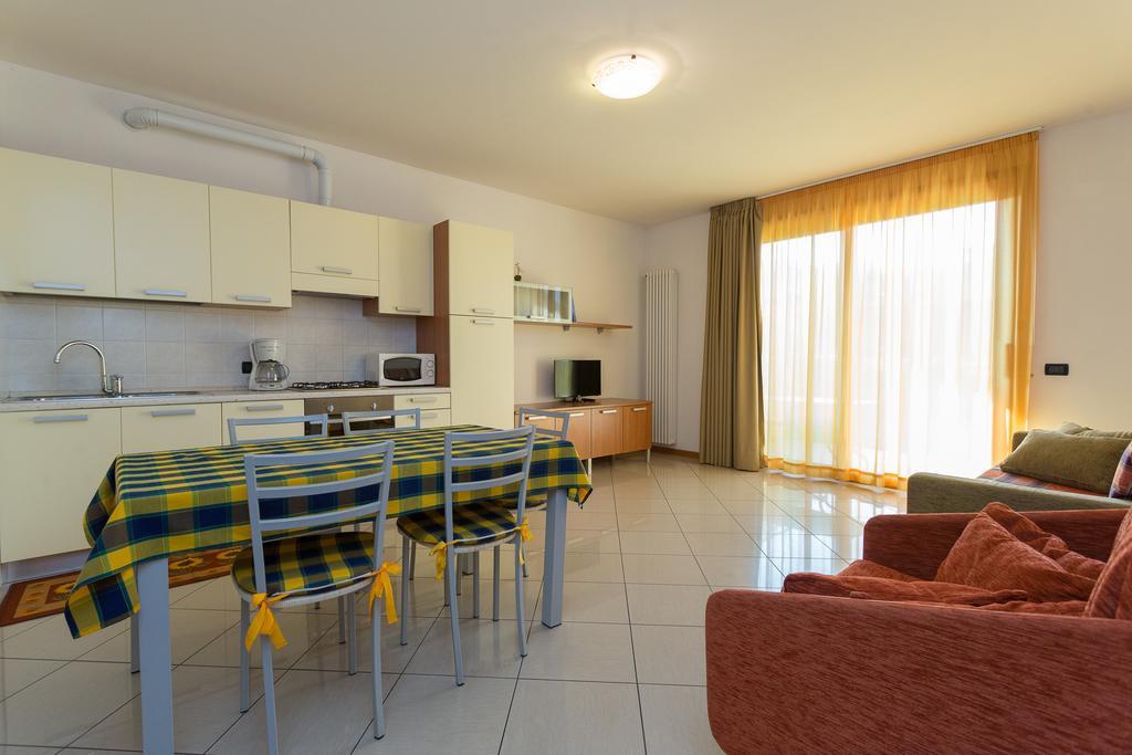 Residenza Orchidee Aparthotel Λατζίζε Εξωτερικό φωτογραφία