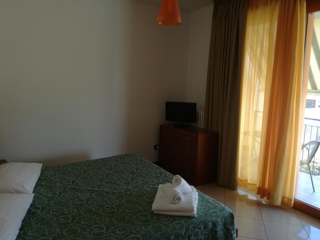 Residenza Orchidee Aparthotel Λατζίζε Εξωτερικό φωτογραφία