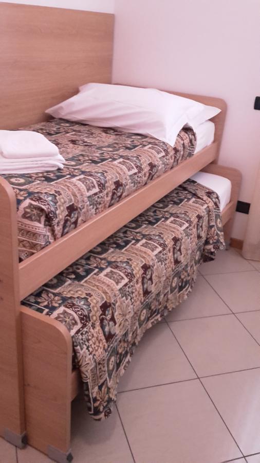 Residenza Orchidee Aparthotel Λατζίζε Εξωτερικό φωτογραφία